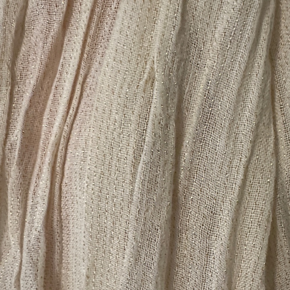 Elegant Cream Scarf - Picture 4 of 4
